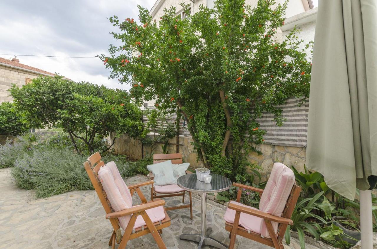 Apartments Ivanka Супетар Екстер'єр фото