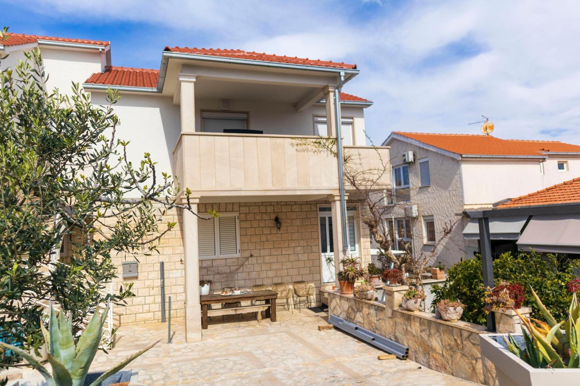 Apartments Ivanka Супетар Екстер'єр фото